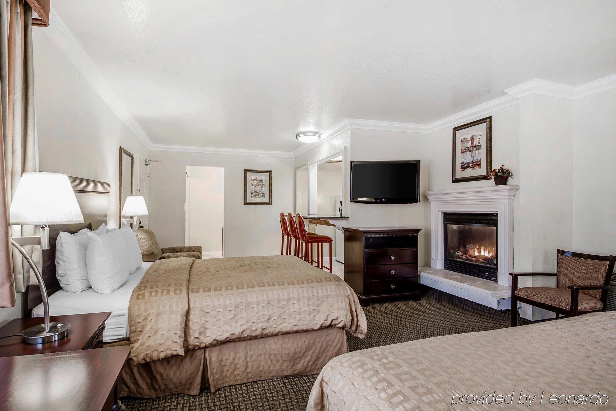 Stargazer Inn&suites Motel Monterey