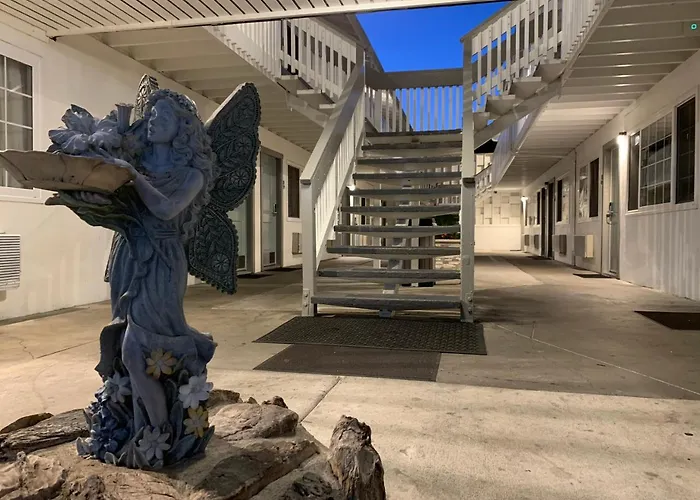Stargazer Inn And Suites